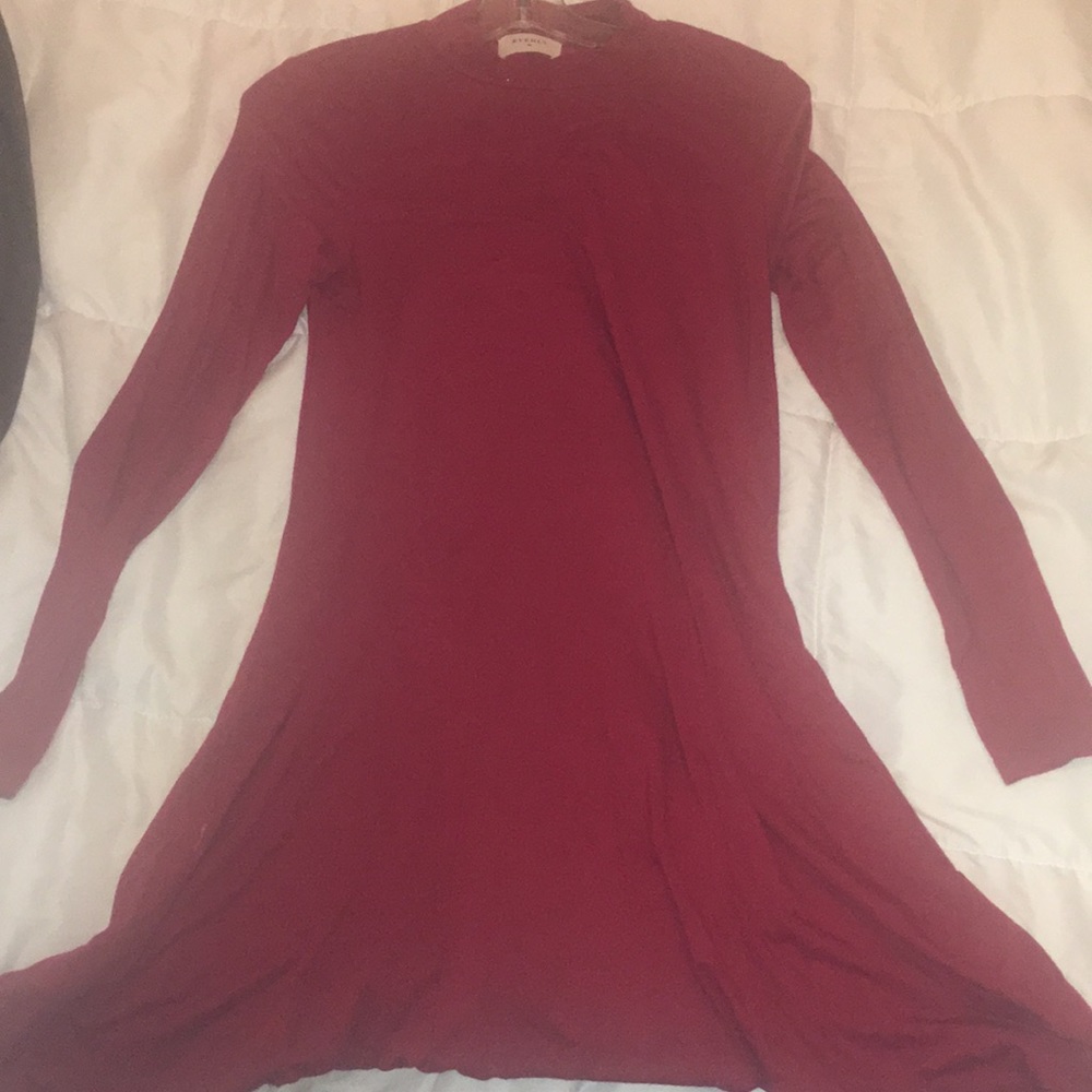 everly red long sleeve dress size M